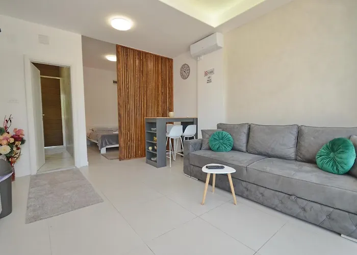Apartments Boka Pearl